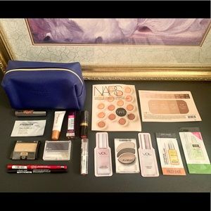 Makeup Gift/Sample Set